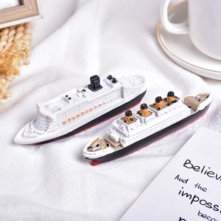 泰坦尼克号新款,模型地中海树脂船多层邮轮景观船造型家居创意摆件